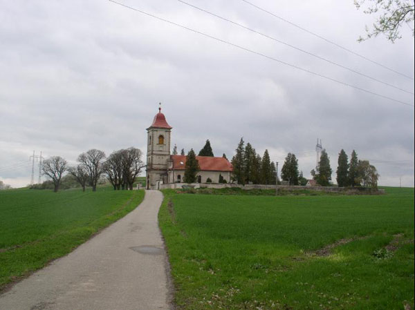 na fotce: tady odpočívá zakladatel značky JAWA