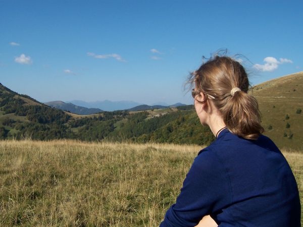 na fotce: Janča rekognoskuje terén