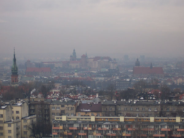 na fotce: Wawel v místním pověstném smogu