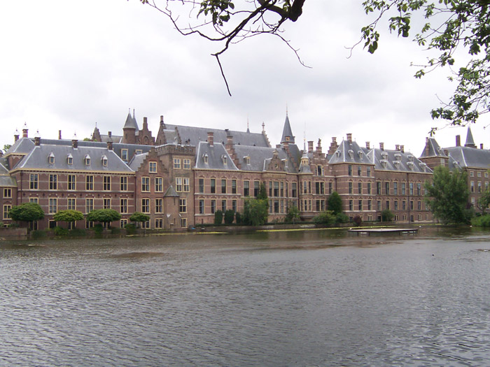 na fotce: Binnenhof - sídlo vlády