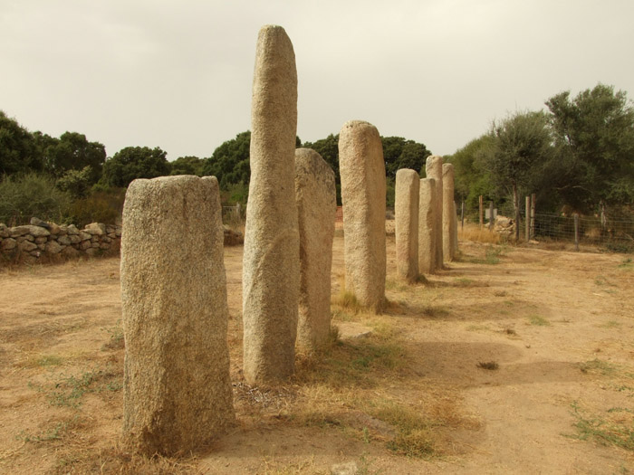 na fotce: Alignement de Stantari